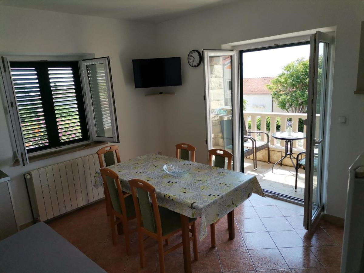 Matko 1 Apartment Bol Luaran gambar