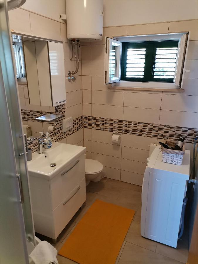 Matko 1 Apartment Bol Luaran gambar